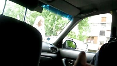 Seksi azijska cura teško jebe svoju dlakavu macu